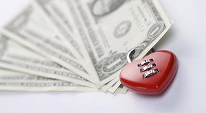 輝南縣戶外服裝有限責(zé)任公司